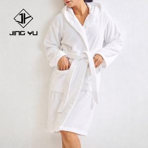 Peignoir en laine pour femmes en gros d'usine, robe d'hiver chaude, peignoir personnalisé épaissi, peignoir à capuche pour femmes - Product Image 1