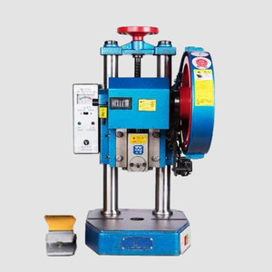 Presse à riveter et à estamper de table 1 tonne, à pédale, double usage, 220V, mini-presse à poinçonner, en plastique - Product Image 4