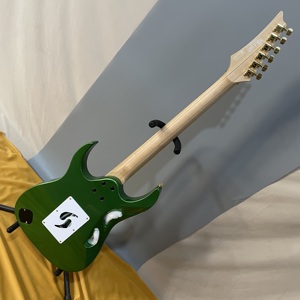 Trung Quốc Nhà máy màu xanh lá cây Maple guitar điện OEM tùy chỉnh gỗ gụ cơ thể nhạc cụ Sản xuất tại Trung Quốc - Product Image 3