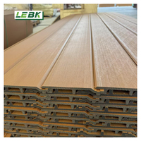Panel de Pared WPC Moderno para Exterior/Interior con Diseño Gráfico de Grano de Madera Coextruido, Anticorrosión e Impermeable para Viviendas