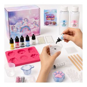 Kit de Moldeo de Silicona Líquida de Doble Botella para Marca Privada, con Moldes de Animales, Tintes, Lentejuelas, Aplicador, Vasos y Guantes de Seguridad - Product Image 6