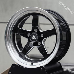 Jantes Beadlock Forgées Style WELD 5x4.5 5x120 5x5 Capacité de charge 2200 Lbs Convient à la Camaro, au Challenger, au Hellcat et plus encore - Product Image 2