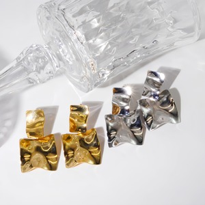 Bijoux anti-ternissement en gros, plaqué or 14 carats, acier inoxydable, boucles d'oreilles pendantes géométriques, boucles d'oreilles brillantes argentées pour les fêtes - Product Image 1