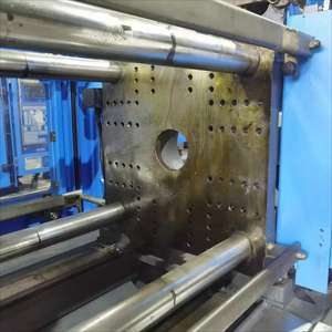 Machine de moulage par injection-soufflage hydraulique horizontale HAITIAN 200T, capacité 2000kN, 99% neuve, garantie 1 an, moteur PLC, roulement, vis - Product Image 4