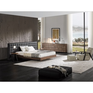 Cadre <span class=keywords><strong>de</strong></span> <span class=keywords><strong>lit</strong></span> double <span class=keywords><strong>en</strong></span> <span class=keywords><strong>bois</strong></span> massif, plateforme moderne <span class=keywords><strong>de</strong></span> grande taille, coussin <span class=keywords><strong>en</strong></span> cuir avec éponge à haute élasticité - Product Image 1