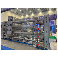 Cages à batterie pour 224 poules pondeuses, pour élevage avicole, avec système d'alimentation et d'évacuation des déjections
