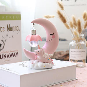 Charme créatif de carillon de vent de <span class=keywords><strong>licorne</strong></span>, lumière nocturne créative, décoration de <span class=keywords><strong>chambre</strong></span>, cadeau d'anniversaire de coeur de fille, pratique - Product Image 3