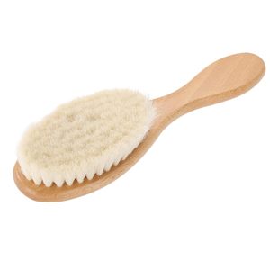 Brosse à cheveux pour bébé <span class=keywords><strong>de</strong></span> 18 cm avec logo personnalisé en gros, poils <span class=keywords><strong>de</strong></span> chèvre doux, brosse en bois pour le cuir chevelu des nouveau-nés, des nourrissons et des tout-petits, douce pour le cuir chevelu - Product Image 1
