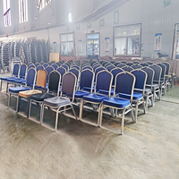 Chaise de banquet en gros, structure en fer, stable, empilable, design moderne, populaire, pour usage commercial intérieur/extérieur, hôtels et écoles