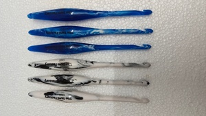 Crochets à crochet en acier personnalisés avec logo et touche professionnelle élégante pour les débutants - Marque Conifer Magasins d'artisanat et de filature - Product Image 4