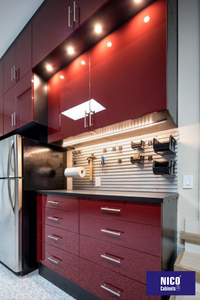 خزانة جراج كبيرة فاخرة عالية الجودة بسطح أحمر لامع وفقًا للمعايير الأوروبية من مصنع نيكوكابينيت - Product Image 4