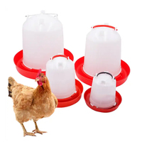 Mangeoires et abreuvoirs automatiques durables pour poulets Nouvel abreuvoir en plastique pour volaille avec clip pour 100,000 oiseaux