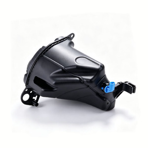 Tanque de Expansión de Refrigerante, Depósito de Refrigerante del Radiador con Sensor de Nivel 17137647283 Compatible con BMW F01 F02 F07 GT F10 F11 F12 F13 F18 - Product Image 2