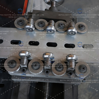 La porte à grande vitesse formant la poinçonneuse de trou de rouleau micro perforée laminent à froid former l'équipement pour les profils structurels en métal