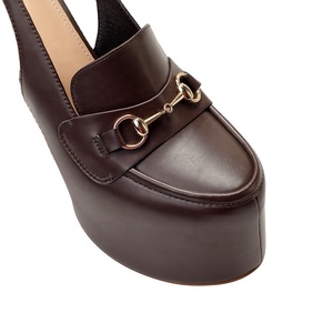 <span class=keywords><strong>Mocassini</strong></span> con Plateau Personalizzabili da <span class=keywords><strong>Donna</strong></span>, Tacchi a Blocco Spessi, Décolleté Slingback con Dettaglio Horsebit 13.5cm, Tendenza Moda Estate Autunno - Product Image 2