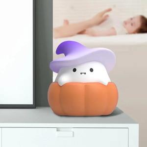 Lámpara LED de Silicona con Forma de Calabaza Fantasma, Luz Nocturna LED de Silicona, Lámpara de Noche Recargable por USB para Oficinas y Dormitorios - Product Image 3