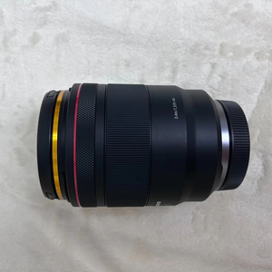 Lente <span class=keywords><strong>de</strong></span> <span class=keywords><strong>Segunda</strong></span> <span class=keywords><strong>Mano</strong></span> RF 50mm F1.2 USM para Cámaras sin Espejo Serie R, Rosca <span class=keywords><strong>de</strong></span> Filtro <span class=keywords><strong>de</strong></span> 77mm, 950g - Product Image 1