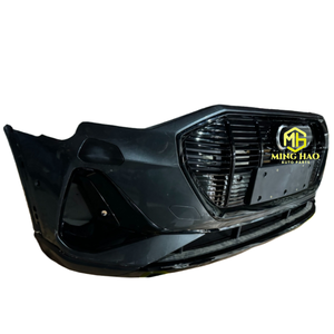 Paragolpes Delantero Completo Usado para <span class=keywords><strong>Audi</strong></span> e-tron con Radiador Gershon y Faros Delanteros para Uso en Tráiler - Product Image 3