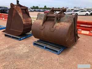 Excavatrices sur chenilles d'occasion 300-6 Japon, godet de 1,6 m, puissance de 200 kW, garantie de 6 mois - Product Image 6