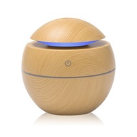 Mini Diffuseur d'Air 130 ml Humidificateur Grain de Bois Forme Champignon Diffuseur de Parfum Portable Électrique pour Huiles Essentielles