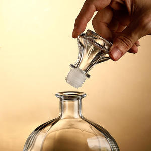 Venta al por mayor de lujo de alta calidad redondo transparente 1l litro claro vacío vodka licor Ginebra Ron tequila licores botellas de vidrio - Product Image 6