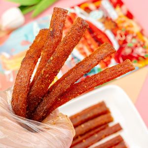 Халяльные закуски Latiao пряный ломтик La Tiao чили хлопья пряные полоски естественно соленый ароматный китайский специальный Повседневный закуска - Product Image 2