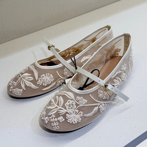 Women's Retro Lace Floral Embroidery Summer Flats Large Size 43 Spring Fashionable Hollow Mesh Flat <b>Shoes</b> - Product Image 3