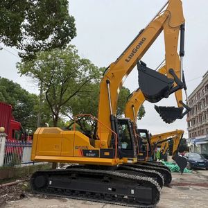 Économisez 30 % sur la nouvelle pelle sur chenilles LiuGong 926F de 26 tonnes, prix usine, meilleure que les Cat 326 ou KTM PC270. - Product Image 1