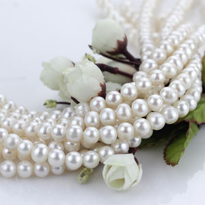 ไข่มุกน้ำจืดแท้จากฟาร์มในแม่น้ำจูจี้ ทรงเกือบกลม สีขาว ขนาด 7-8 มม. รูใหญ่ ร้อยเป็นเส้น - Product Image 6