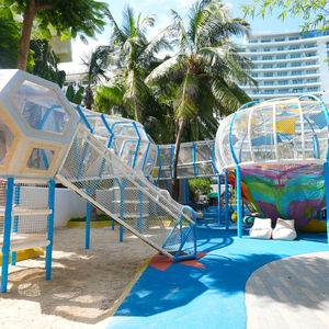 Peralatan Area Bermain Anak Hotel & Pusat Perbelanjaan, Paduan Logam, Fasilitas Bermain Panjat Dinding dan Interaktif Indoor/Outdoor - Product Image 2