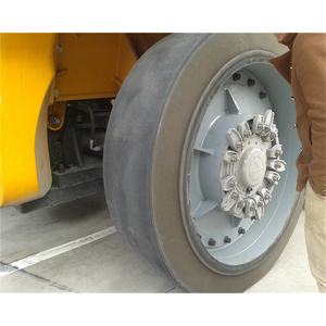 Bande de fixation robuste pour pneus pleins 40x16x30 pouces, pour ponts d'accès et remorques aéroportuaires - Product Image 4