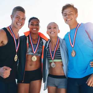 Cordón de Alta Visibilidad con Tira Reflectante para Carreras Nocturnas y Eventos de Seguridad, Impresión de Logotipo Personalizado - Product Image 4