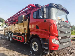 Bomba de Hormigón Usada en Construcción, Bomba de Brazo Putzmeister con Control Remoto - Product Image 3