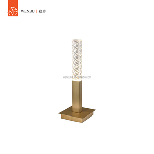 Lampe de table de luxe Cluster Lead Glass en or champagne brossé pour salon de villa - Product Image 5
