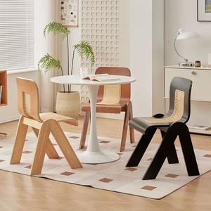 Silla de Comedor con Respaldo de Madera Maciza y Asiento de Ratán, en Color Madera Natural, Nogal Negro y Cerezo, para Dormitorio Infantil u Oficina - Product Image 1