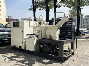 Compresseur industriel à vis et surpresseur intégré, lubrifié à l'huile, refroidissement par air, 30 bars, 2,3 m³/min, à aimant permanent - Product Image 2