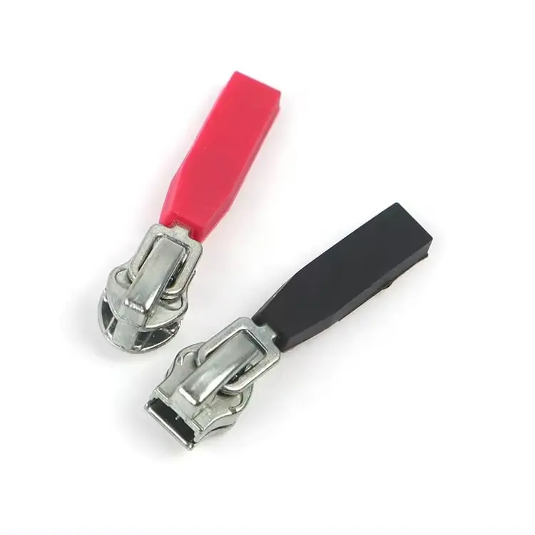 Yaratıcı fermuar aksesuarları tedarikçiler yapmak yeni tasarım Mini lastik Zip etiketleri silikon giysi fermuar kopçası