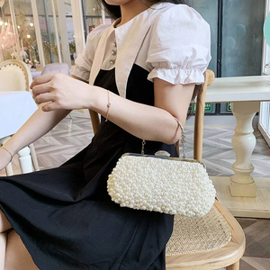 Bolso <span class=keywords><strong>de</strong></span> mano <span class=keywords><strong>de</strong></span> perlas <span class=keywords><strong>de</strong></span> lujo al por mayor <span class=keywords><strong>para</strong></span> mujer bolso <span class=keywords><strong>de</strong></span> noche elegante <span class=keywords><strong>para</strong></span> fiestas - Product Image 3