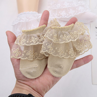 Chaussettes Bébé Personnalisées Super Douces en Coton Blanc avec Dentelle pour Nouveau-nés Antidérapantes Décontractées pour le Printemps et l'Été – Chaussettes de Danse – Vente Chaude