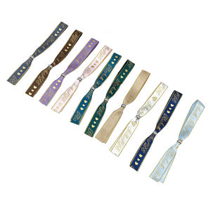 Bracelet <span class=keywords><strong>de</strong></span> <span class=keywords><strong>luxe</strong></span> en satin tissé extensible avec fermoir en plastique pour événements d'Halloween - Product Image 6