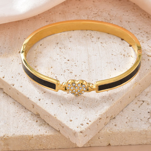 anti-fade glossy 18k gold custom bulk wholesale delicate heart <b>crystal</b> streamlined black enamel timeless chic bangle <b>bracelet</b> - Product Image 4