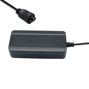 Caricabatterie ATN010 42V 2A con Connettore <span class=keywords><strong>Bosch</strong></span> a 3 Pin per Pacco Batteria agli Ioni di Litio da 36V 10S con Protezione da Cortocircuito - Product Image 5