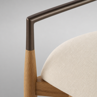Chaise de salle à manger rembourrée moderne avec accoudoirs, fauteuil d'appoint en bouclette, pieds en bois massif pour restaurant, hôtel, café, salon