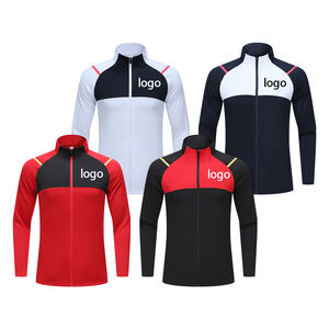 Chándal personalizado de suministro de fábrica con juego de jogging de rayas laterales para entrenamiento diario y eventos deportivos al aire libre - Product Image 4