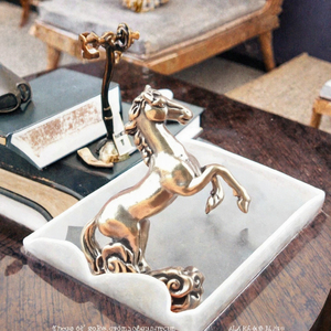 Escultura de Mesa de Caballo de Latón sobre Nube Auspiciosa, Adorno Retro de Feng Shui, Decoración de Escritorio con Animal del Zodiaco - Product Image 3
