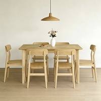Table à manger et bureau en bois massif, élégants et personnalisables, adaptés à la maison et à d'autres environnements.
