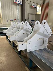 كسارة هيدروليكية جانبية للحفارات طراز EB68 مع ضمان لمدة عام، صنع في جيانغسو - Product Image 3