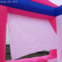 Kiosque de vente gonflable style bonbon, rose et blanc rayé, pour foire et fête en plein air, vente au détail