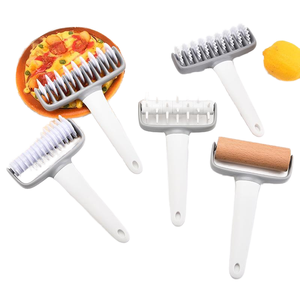 Juego de <span class=keywords><strong>Pizza</strong></span> de patrón elegante, herramienta para hornear, patrón de malla para repostería, cuchillo de rodillo, encimera creativa para Fideos - Product Image 1