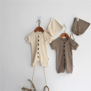 Nouveaux vêtements pour bébé personnalisés tendance, 100% coton, imprimé gaufré, combinaison pour nouveau-né, barboteuse pour bébé garçon - Product Image 1